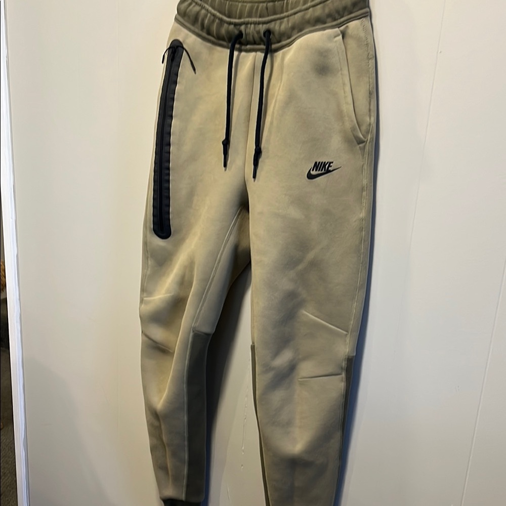 Nike Tech Pant Green/Khaki Two Tone Joggers with Black Accents